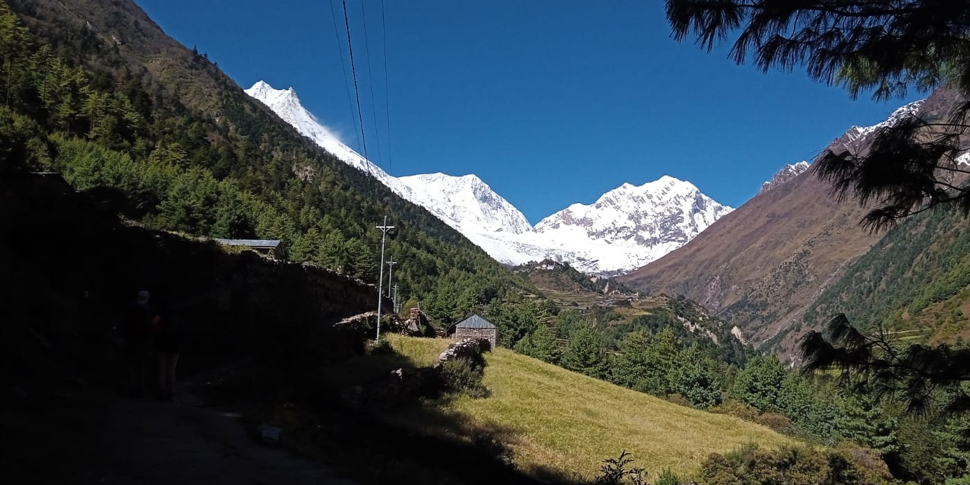 Manaslu Circuit Trek Distance and Difficulty